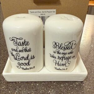 Inspirational Salt and Pepper Shaker Set
